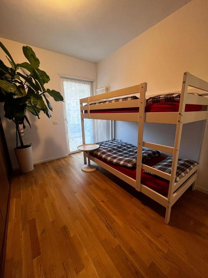 Garden & Pool Perugini Apartment Torbole Sul Garda Bagian luar foto