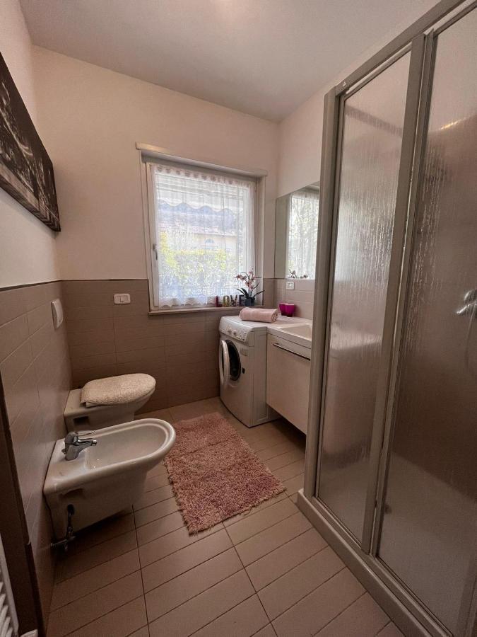 Garden & Pool Perugini Apartment Torbole Sul Garda Bagian luar foto