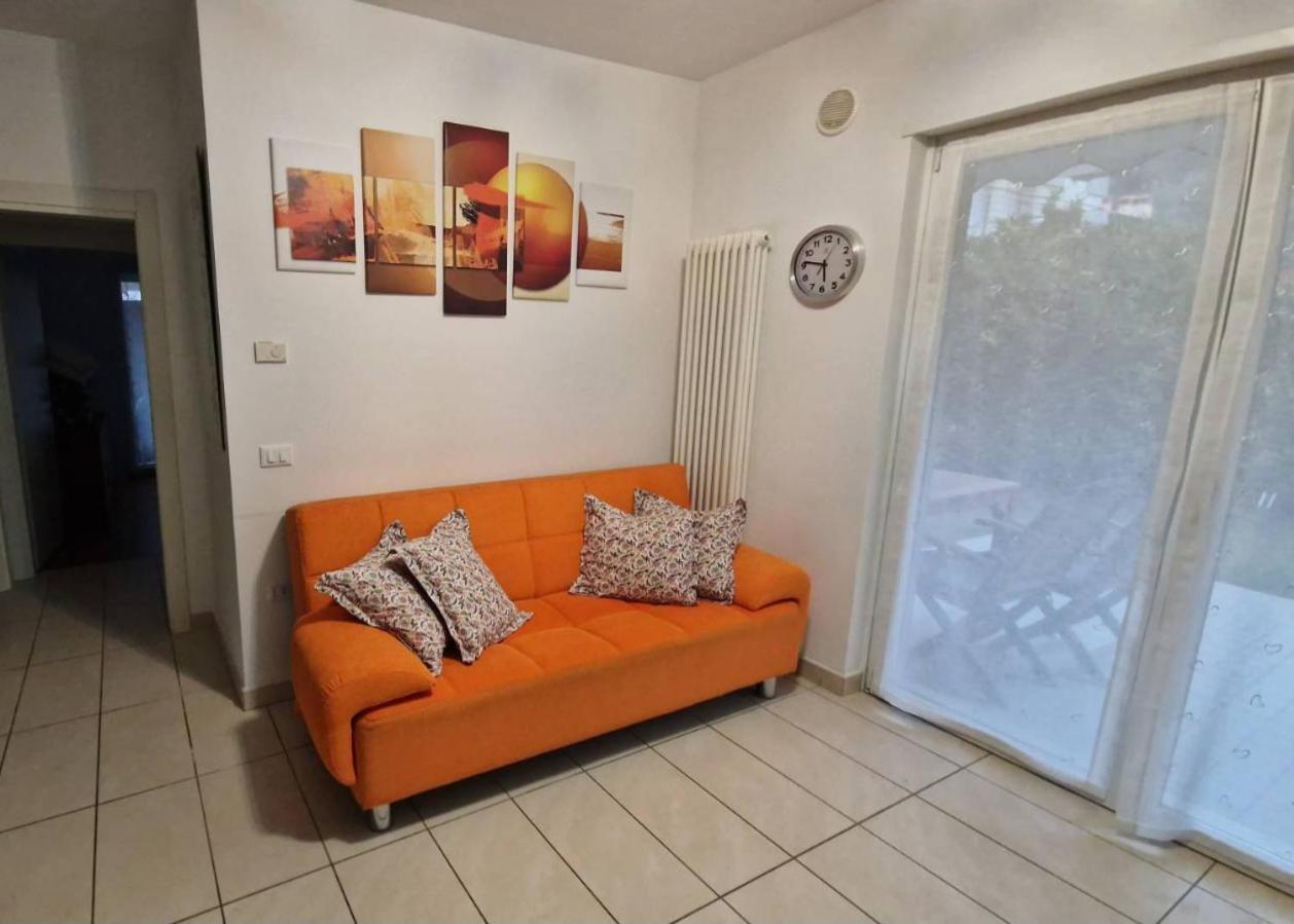 Garden & Pool Perugini Apartment Torbole Sul Garda Bagian luar foto